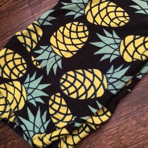LuLaRoe Pants - Lularoe 🦄* unicorn* 🦄 Pineapple TC Leggings LuLaRoe Pants - Lularoe 🦄* unicorn* 🦄 Pineapple TC Leggings